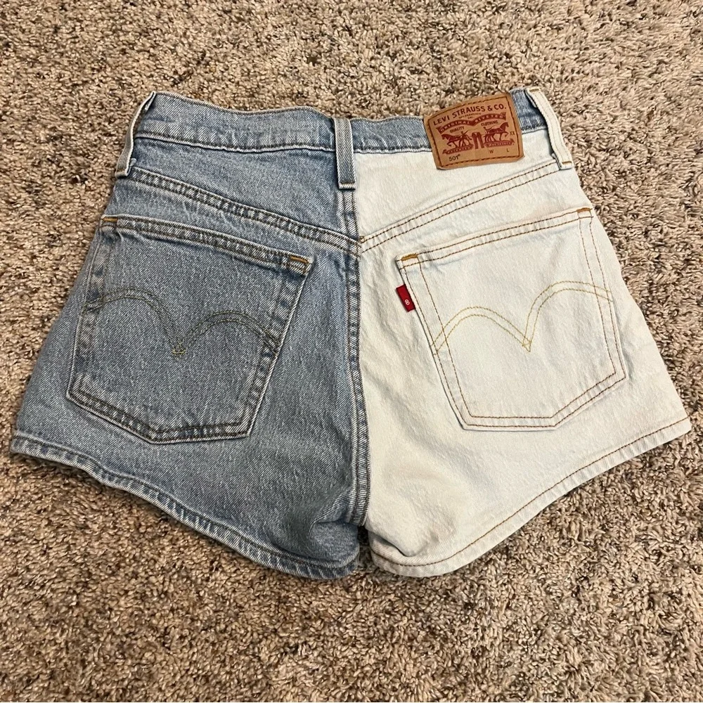 Levi’s 501 Button Fly Two Tone Shorts Waist Size 24 - Picture 3 of 12